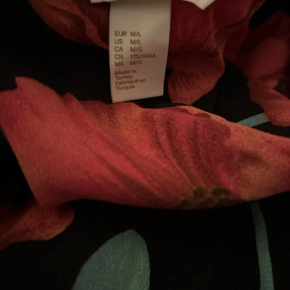 H&M Red & Black Floral Long Patterned Kimono Side Splits M/L - Picture 3 of 3
